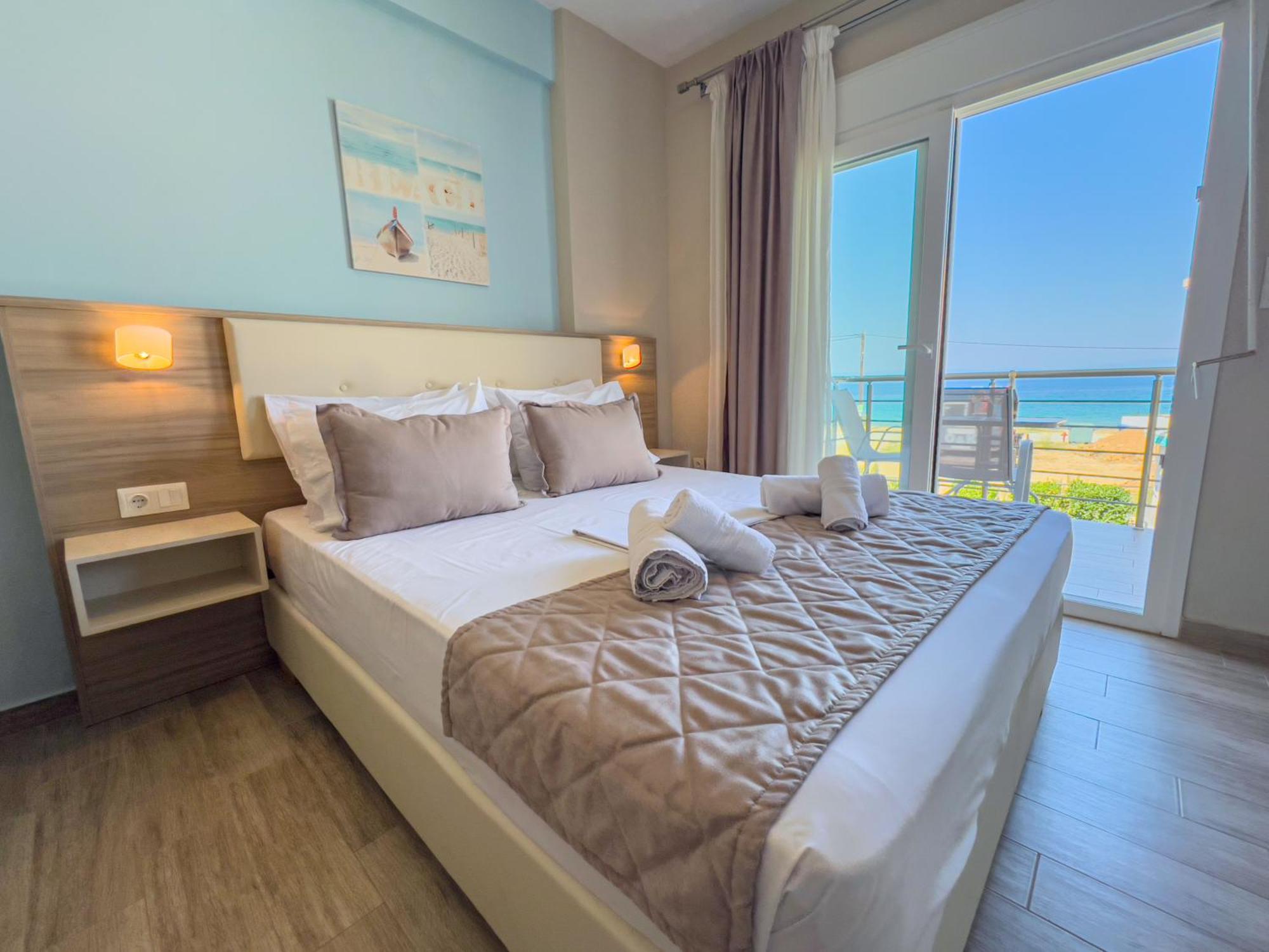 Yalos Beach Maisonettes Скала-Сотирос Экстерьер фото