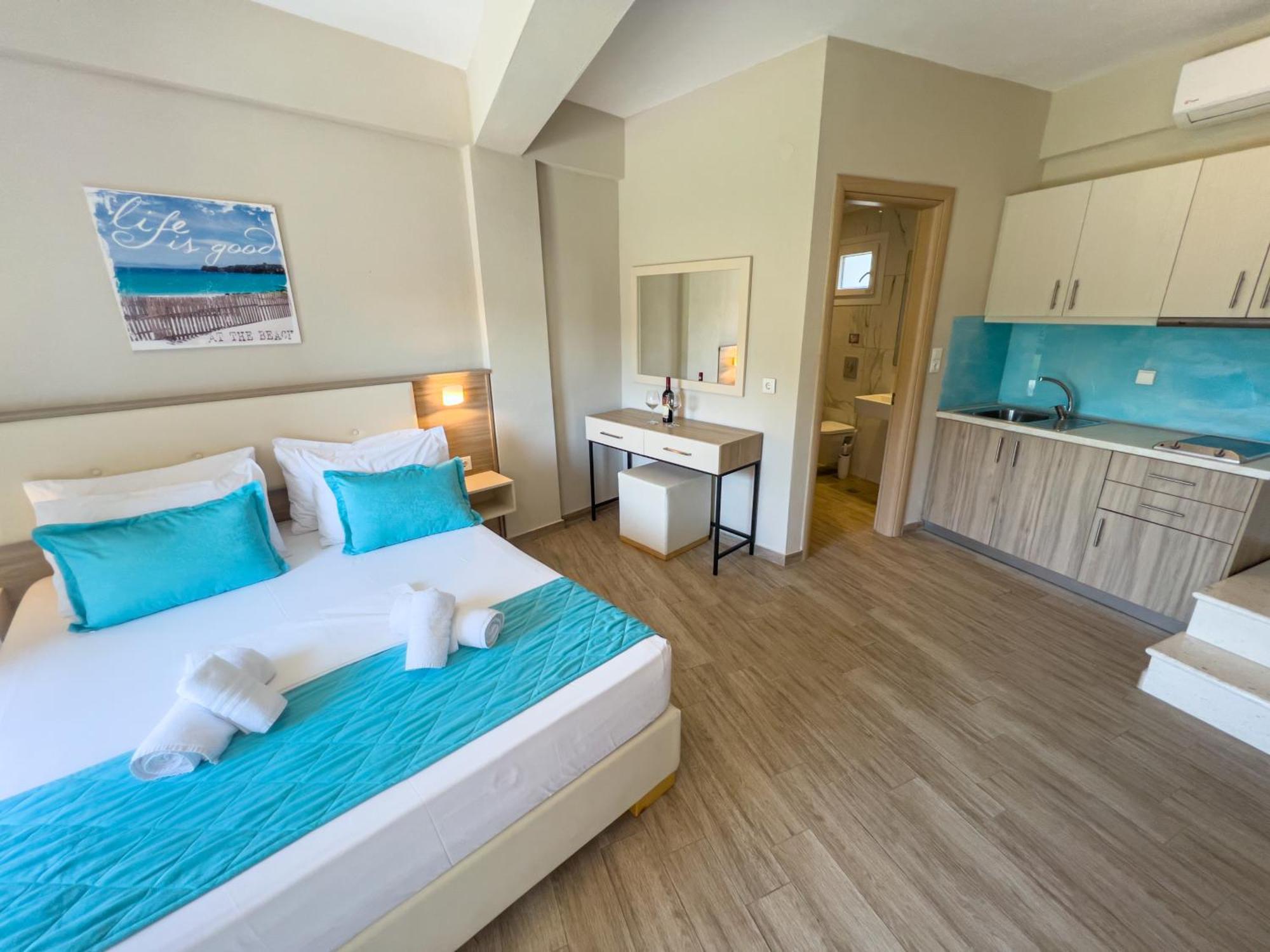 Yalos Beach Maisonettes Скала-Сотирос Экстерьер фото