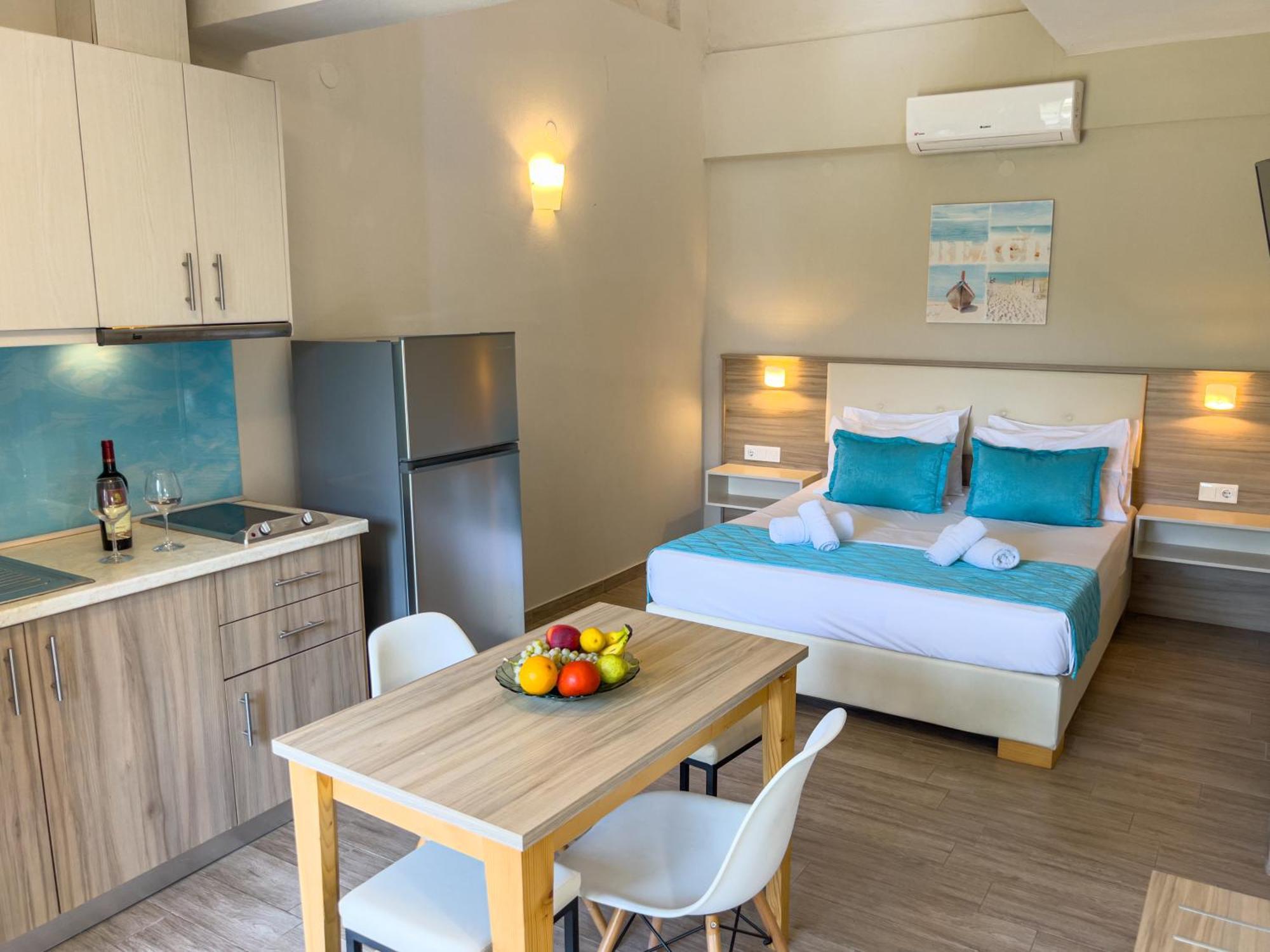 Yalos Beach Maisonettes Скала-Сотирос Экстерьер фото